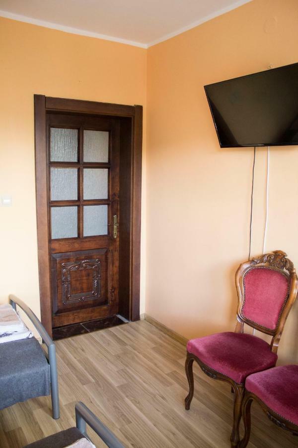 Magic Garden Hostel Kalisz  Exterior photo