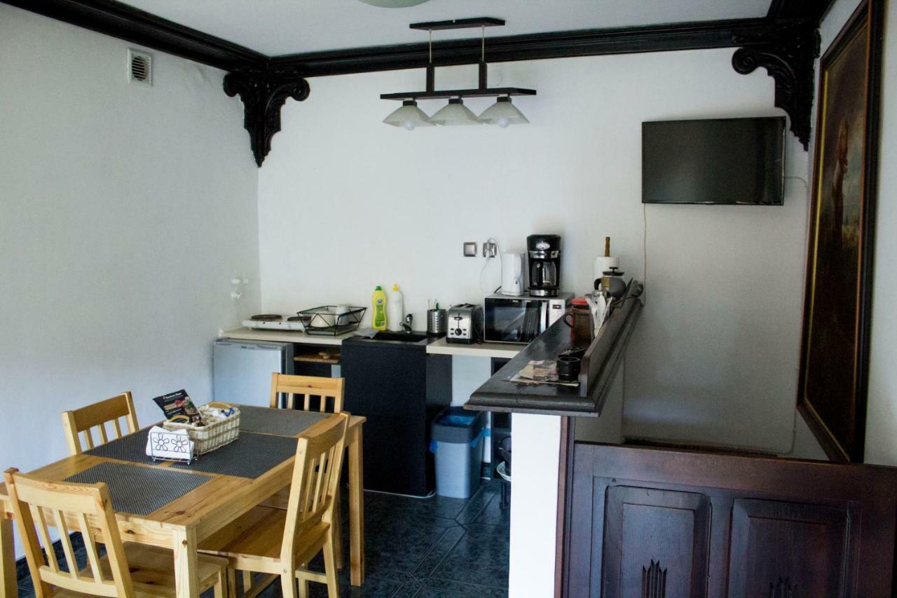Magic Garden Hostel Kalisz  Exterior photo